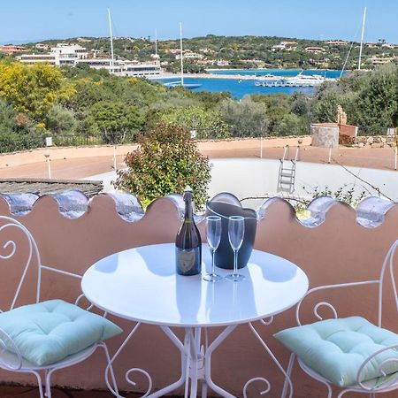 Apartamento [PORTO-CERVO]Casa con piscina e vista yachts Porto Cervo Exterior foto
