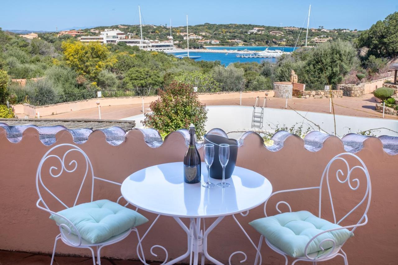 Apartamento [PORTO-CERVO]Casa con piscina e vista yachts Porto Cervo Exterior foto